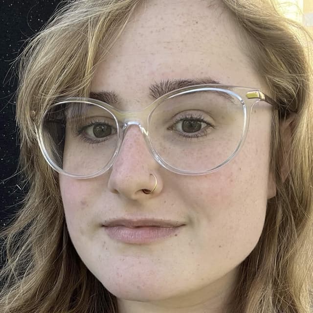 Image of Robyn Todd